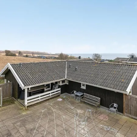 Cozy Home In Faaborg With Sauna *